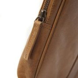 Leather case with handles for PC &amp; MacBooks up to 15' - Gold