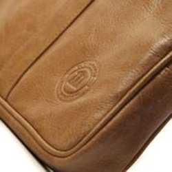 Leather case with handles for PC &amp; MacBooks up to 15' - Gold